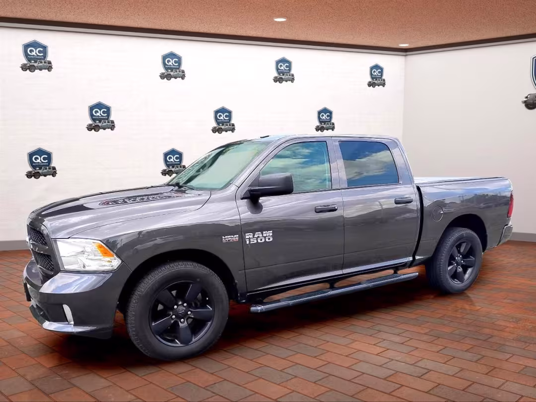 2016 Ram 1500 - 3C6RR6KT9GG366530 - Image #1